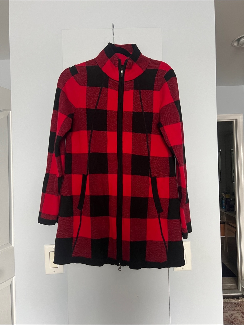 Adrienne Vittadini Red & Black Plaid Zip-Front Puffer Jacket